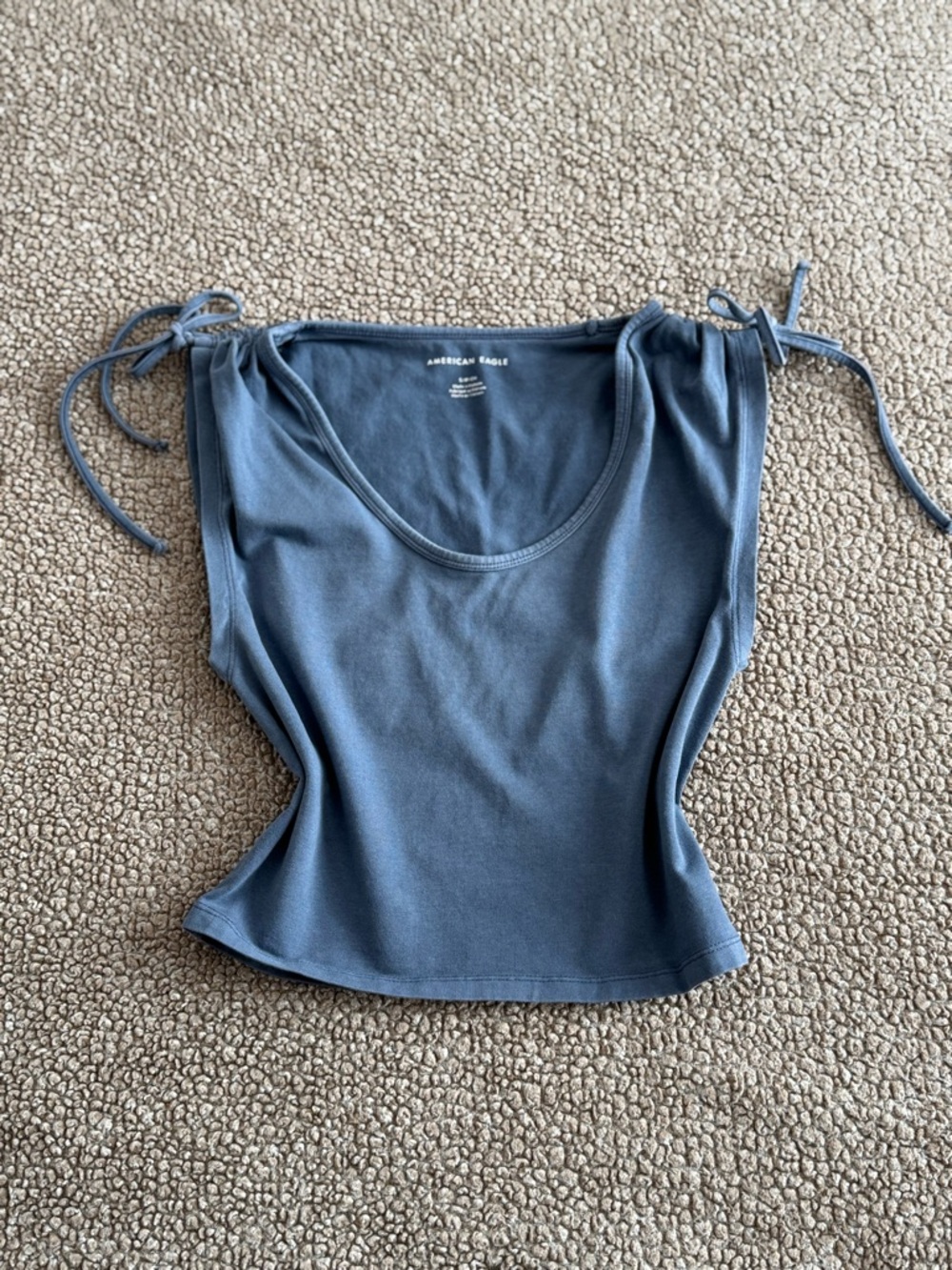 ✨SOLD✨American Eagle Cinch Shoulder Tee